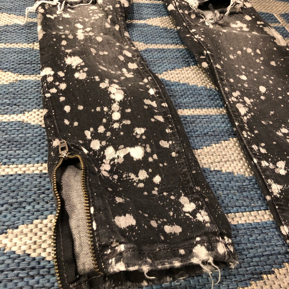 Zara Jeans - splattered